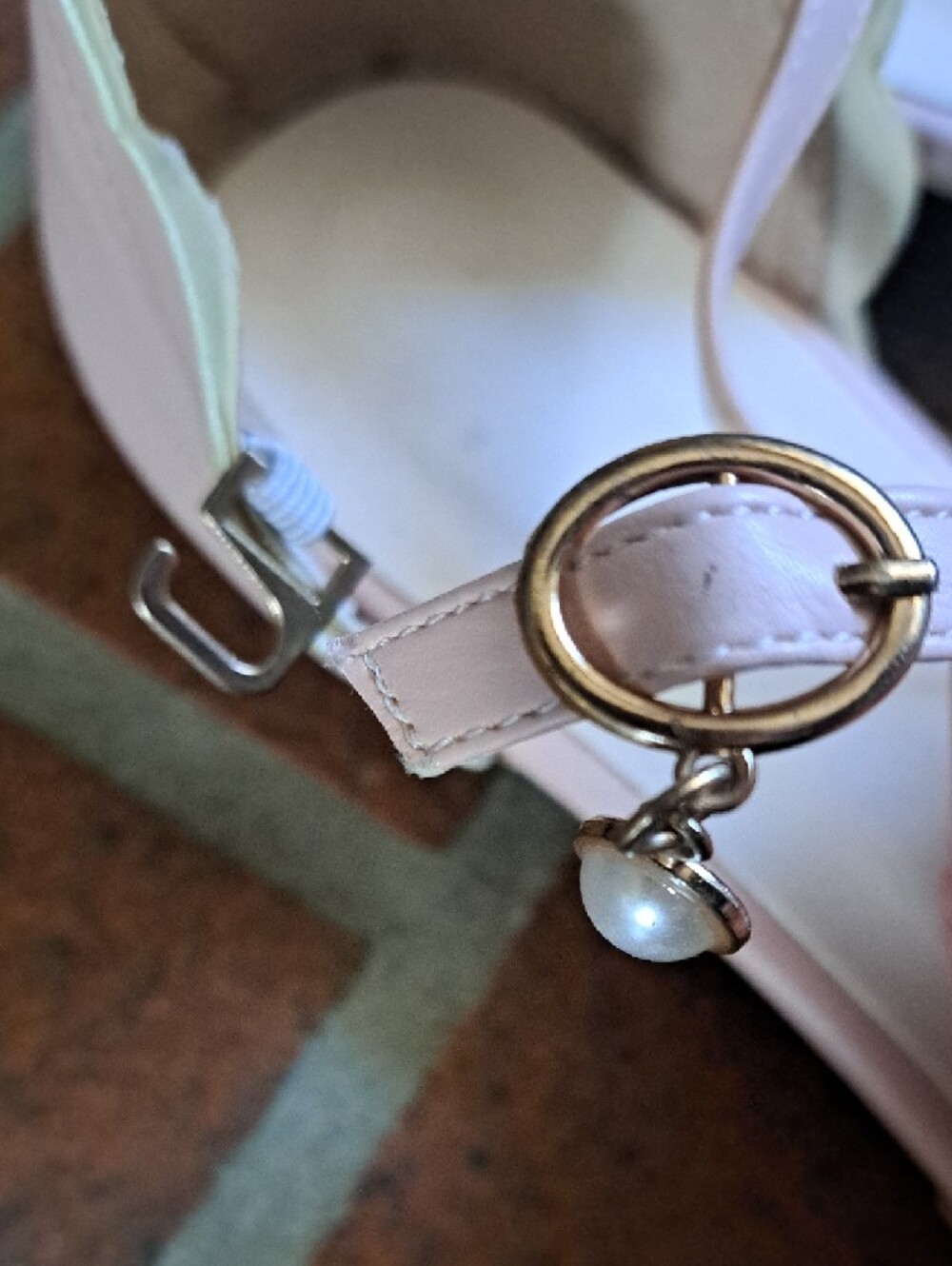 Source Unknown Pink Scalloped Ankle-Strap Flats - Picture 4 of 4